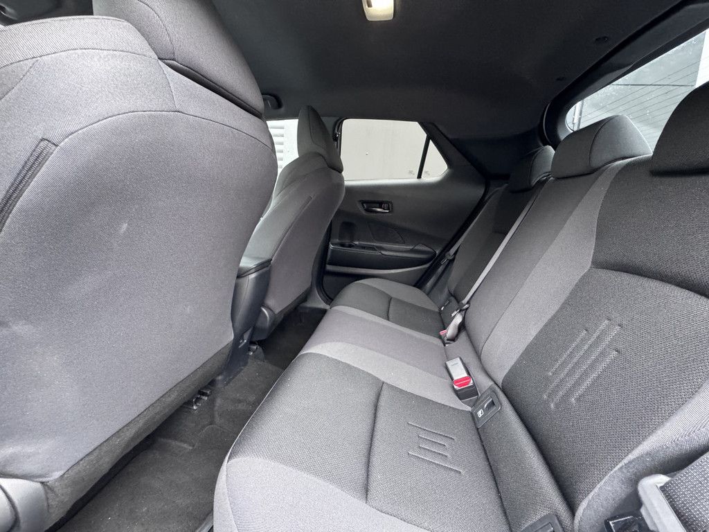 Toyota C-HR 1.8 Hybrid FWD Team Deutschland