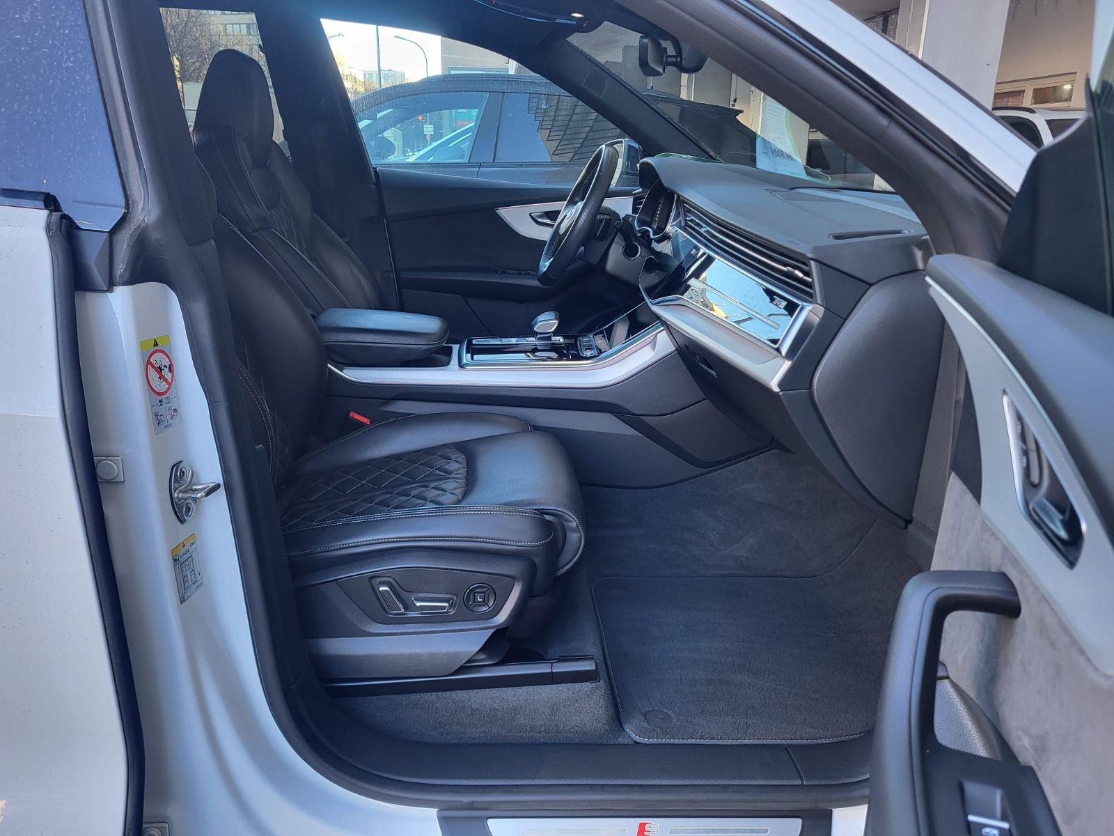 Audi Q8 50 TDI qu S Line Pano HUD B&O Massage StHzg