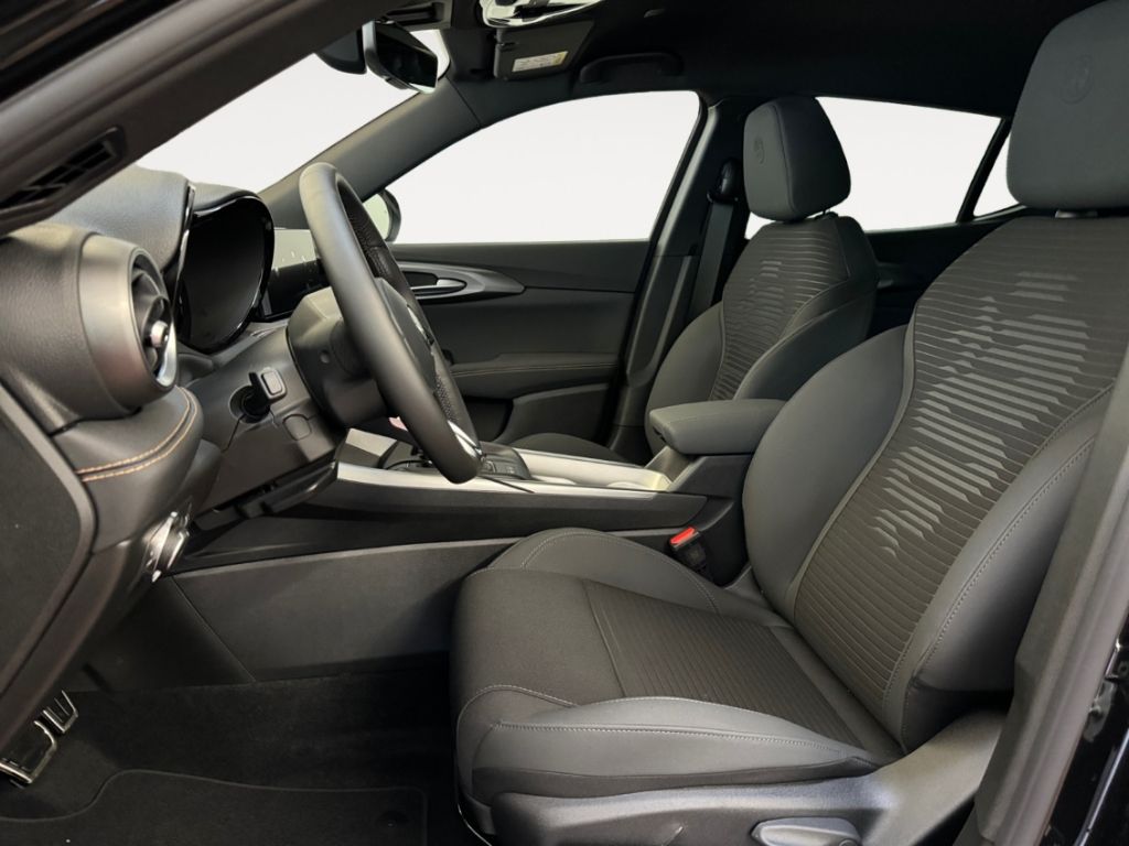 Alfa Romeo Tonale Plug-In NAVI SHZG LHZG 360°KAM EL.HECKKL
