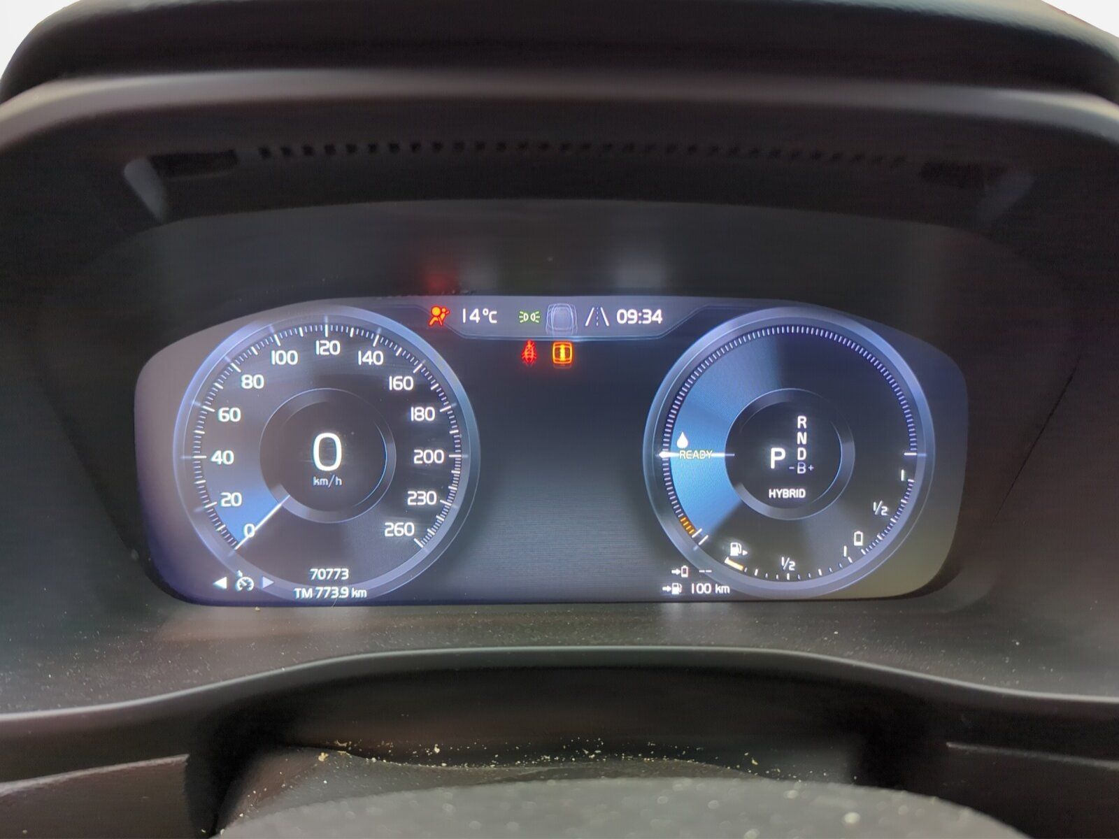Volvo XC40 T4 Recharge Core AHK SHZ LHZ Navi LED