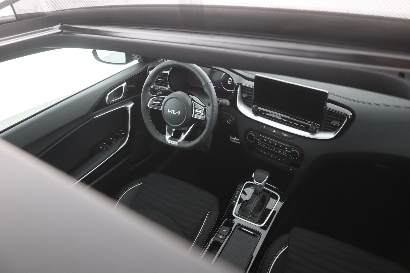 Kia ProCeed 1.5 T-GDI Aut. - Samsaru's Car Outlet