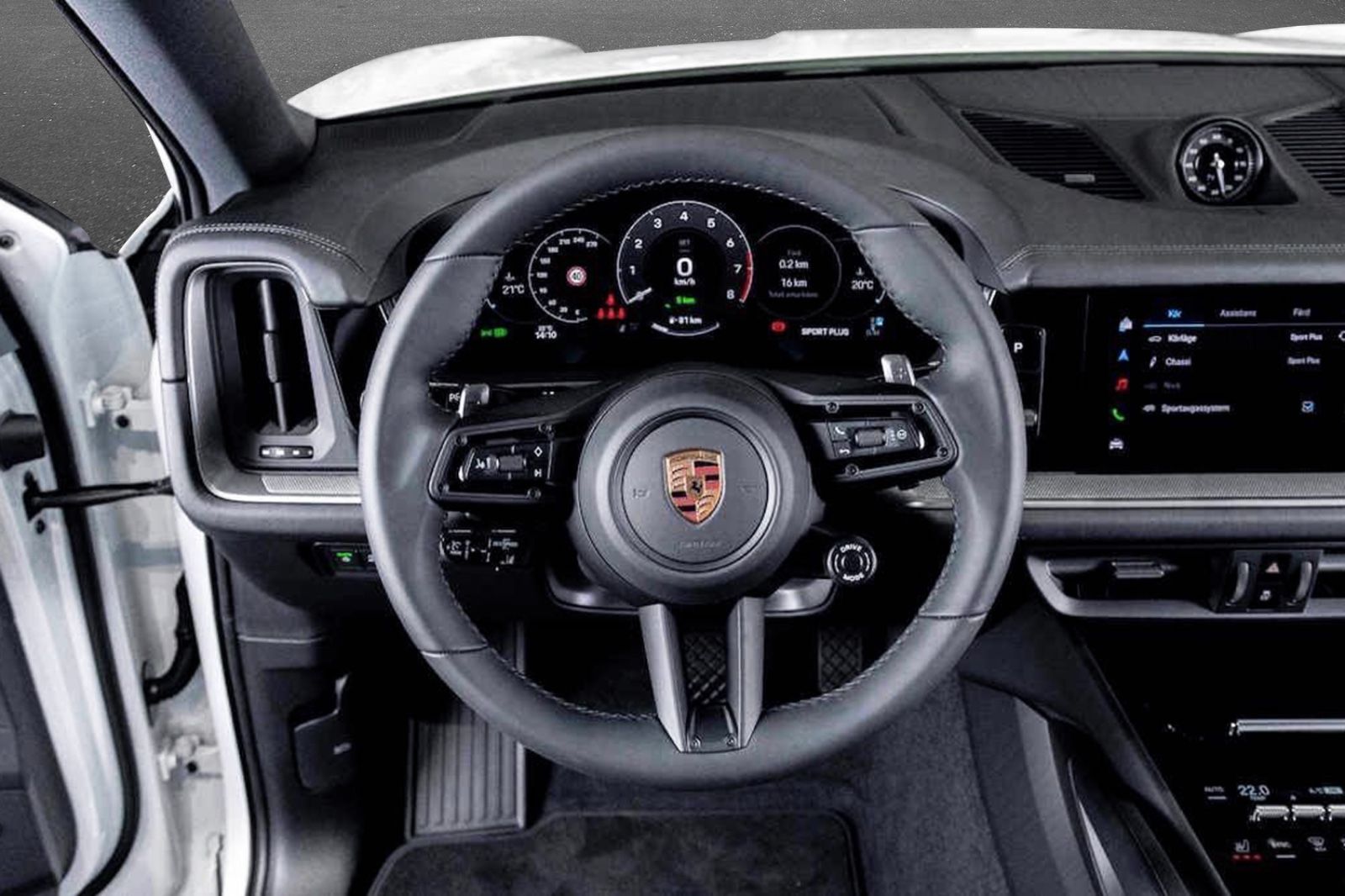 Porsche Cayenne Coupe E-Hybrid 470HP Pass.Display Panora