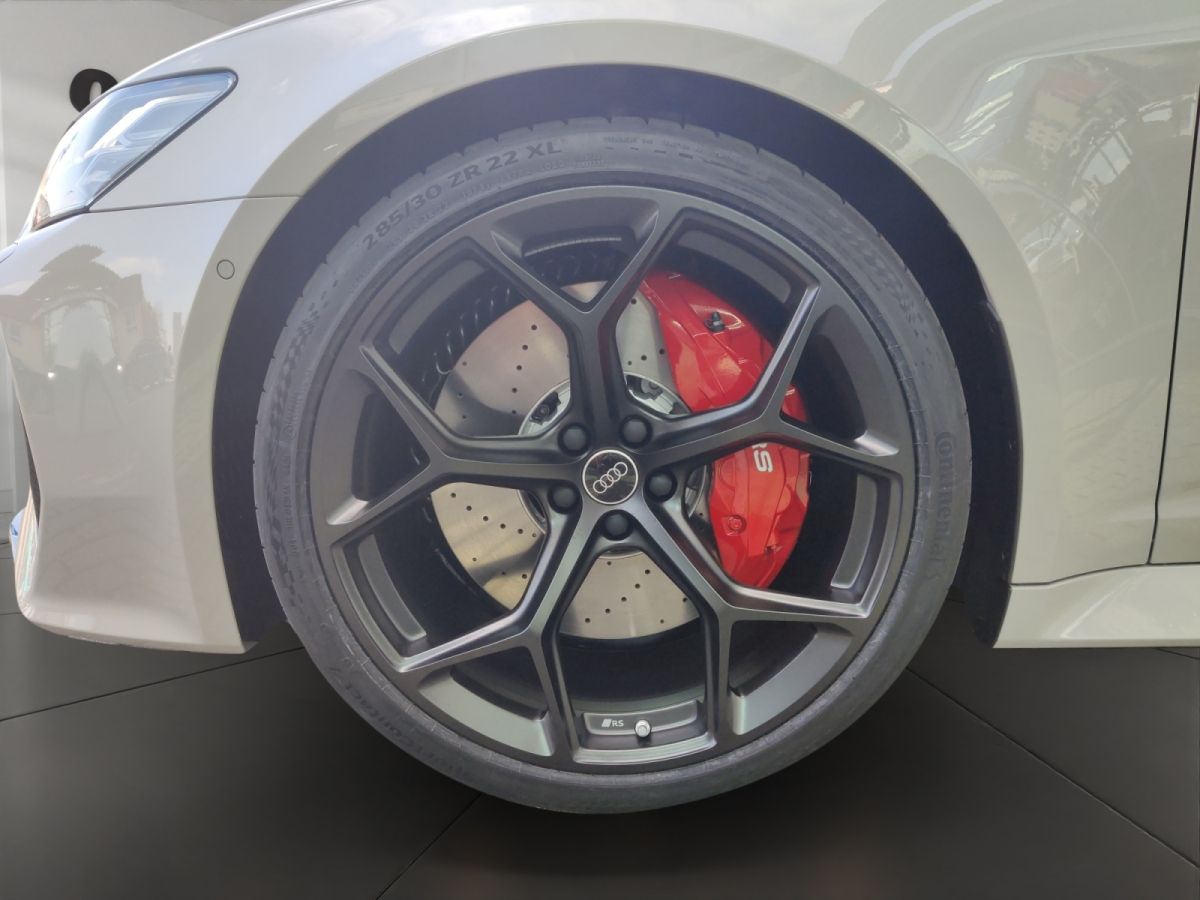 Audi RS6 Avant TFSI quattro perf. KAM Indiv. Lack