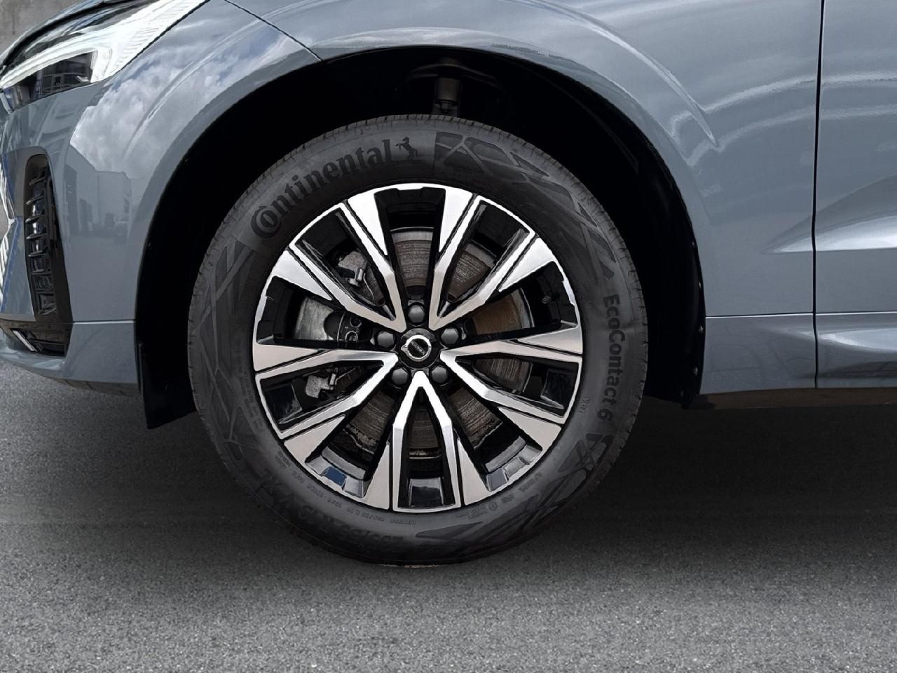 Volvo XC60 B4B Plus Dark 2WD - Samsaru's Car Outlet