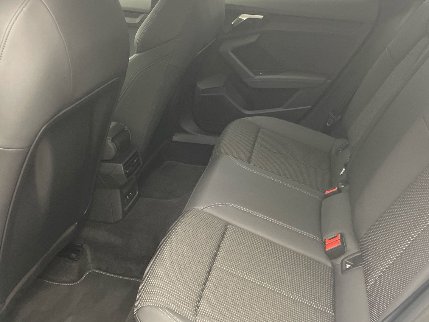 Audi A3 Sportback 45 TFSI e S line S tronic MMI LED