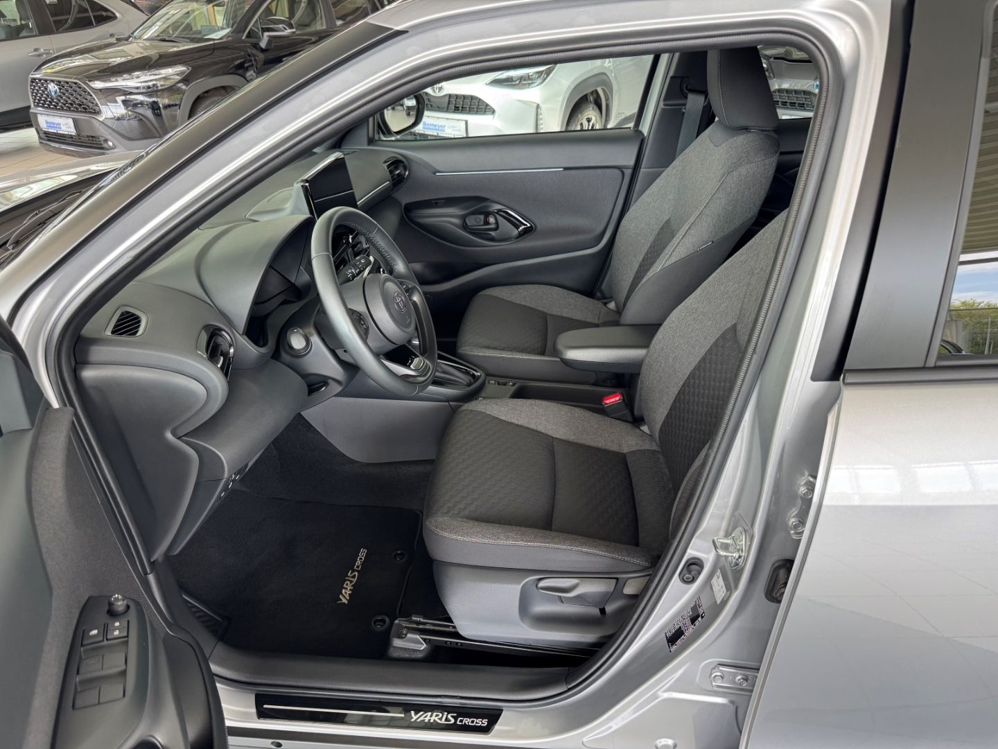 Toyota Yaris Cross Hybrid Team DK 18Zoll Sitzheizung Le
