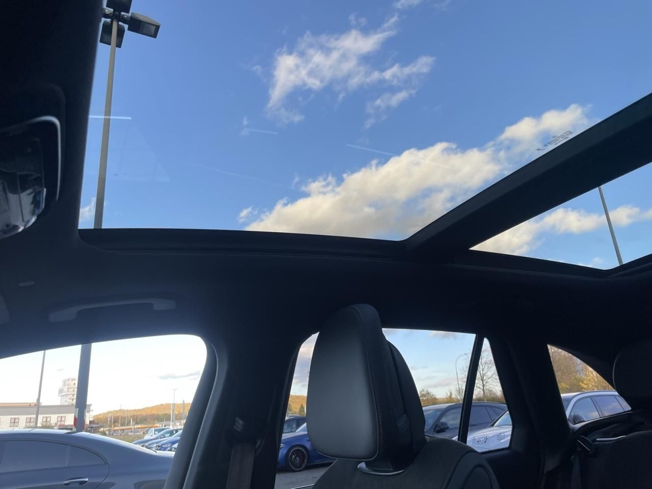 Mercedes-Benz GLC 300 e 4MATIC Pano SpurW LM S-Sitz ACC PDC