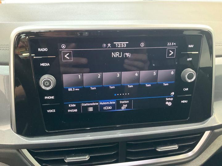Volkswagen T-Roc 1.5 TSI STYLE - Samsaru's Car Outlet