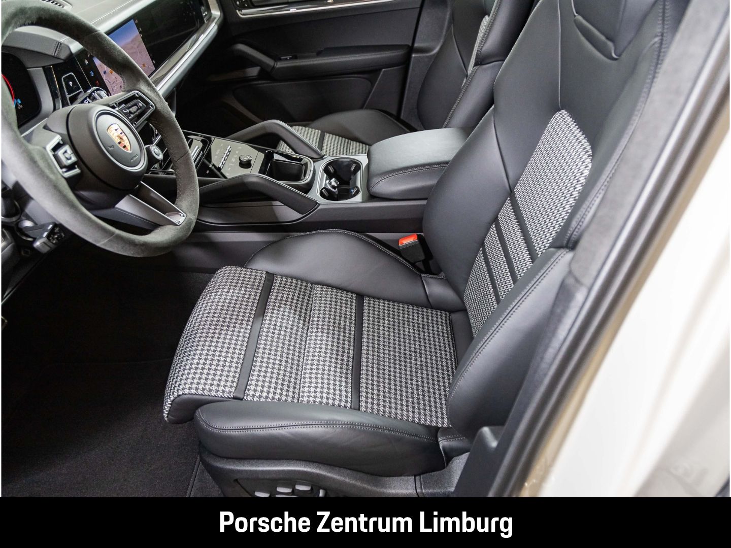 Porsche Cayenne S Coupe BOSE Luftfederung InnoDrive LED