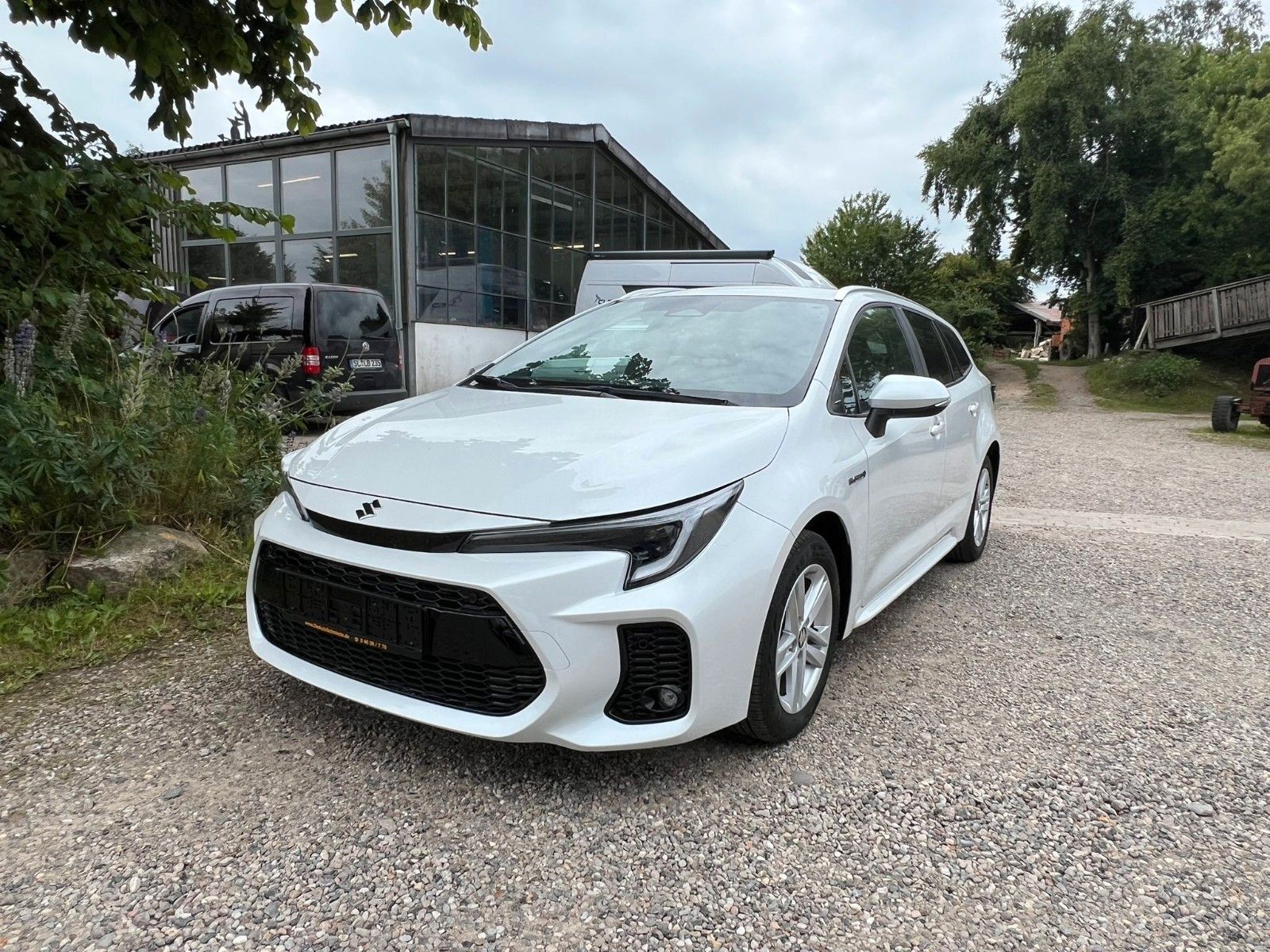 Toyota Corolla Touring - Samsaru's Car Outlet