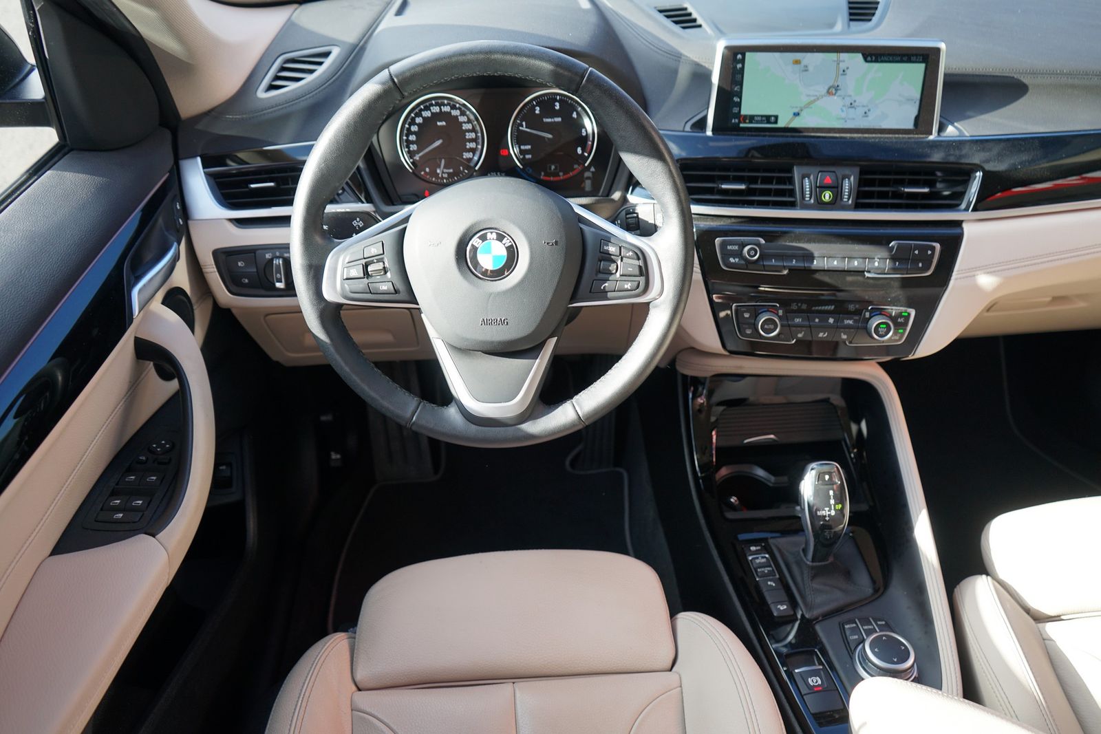 BMW X1 18d xDrive Sport Line - Samsaru's Car Outlet