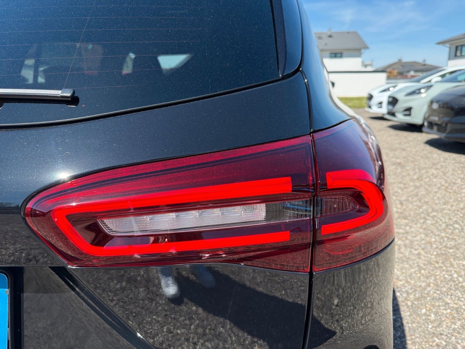 Ford Focus Turnier 1.0 HYBRID Aut. ST-Line X |WP|B&O|