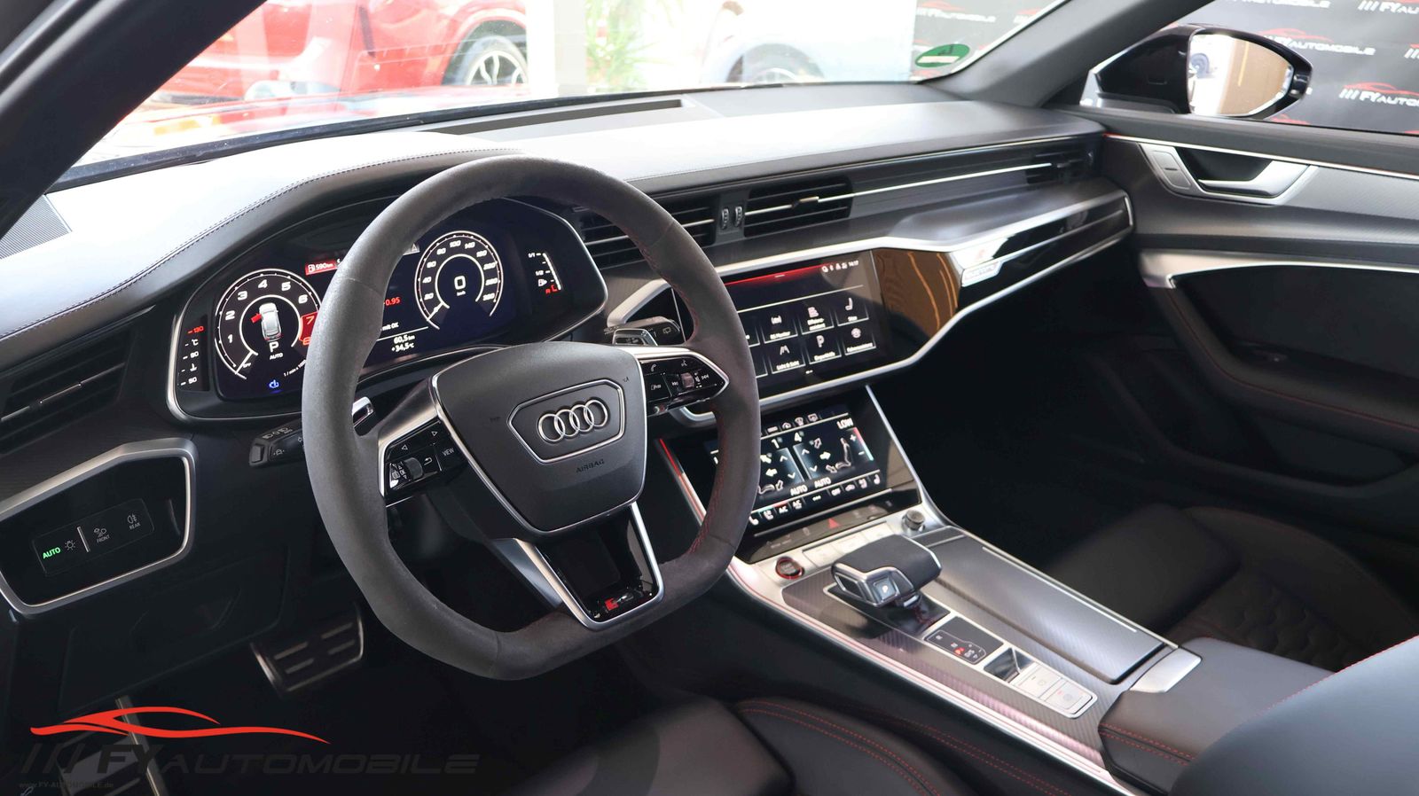 Audi RS6 4.0 TFSI quattro Keramic* Pano* AHK* Carbon