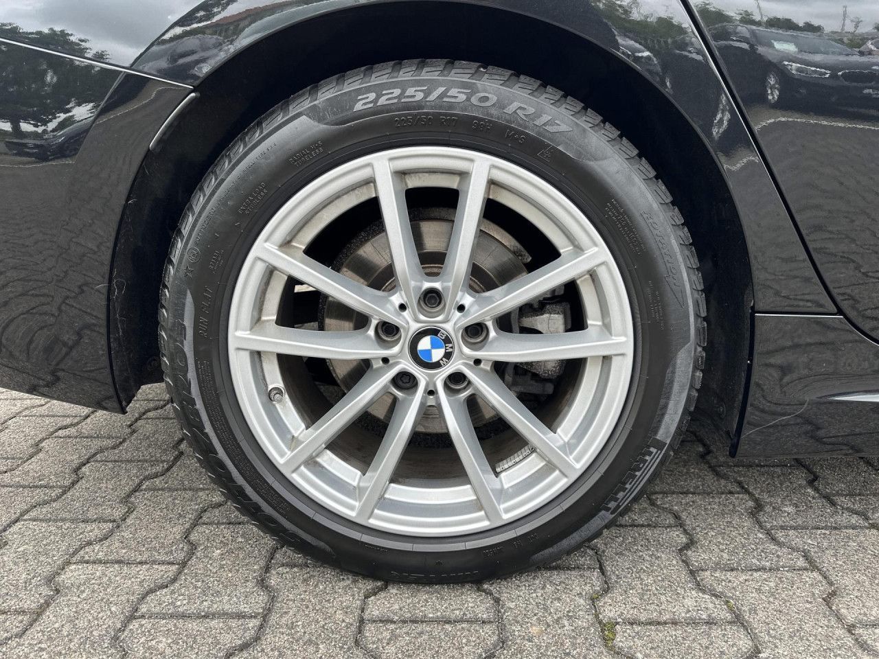 BMW 320d T. M Sport LCPro St&Go 360° AHK HUD AdpLED