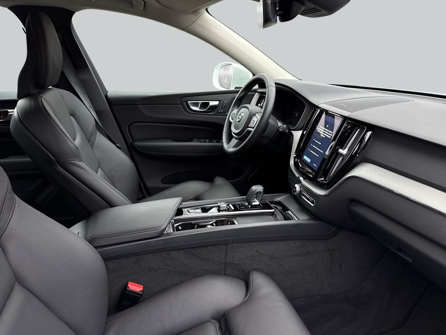 Volvo XC60 B5 B AWD Core