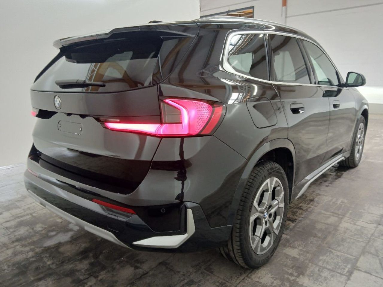 BMW X1 xDrive23d X Line - Samsaru's Car Outlet