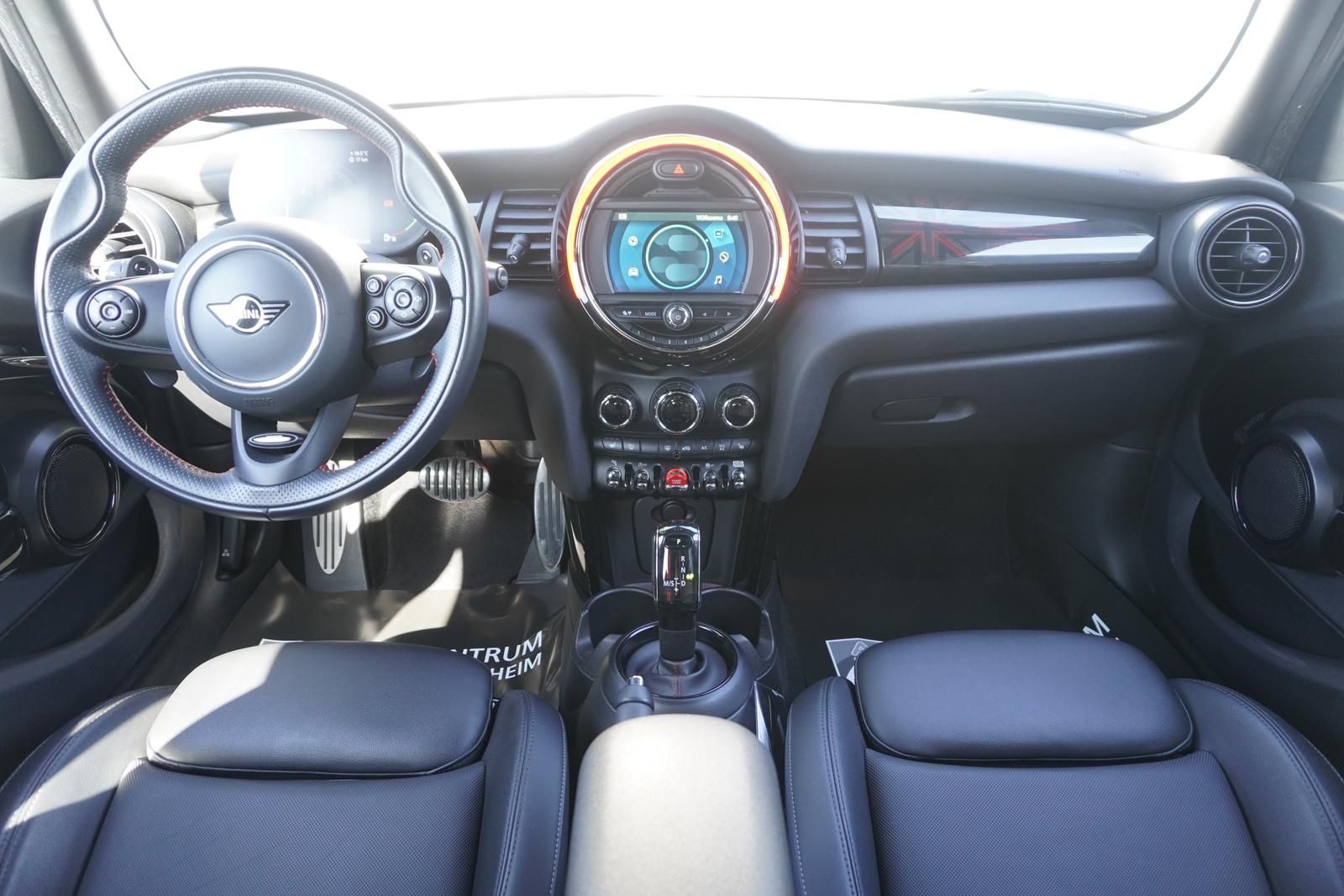 MINI COOPER S - Samsaru's Car Outlet