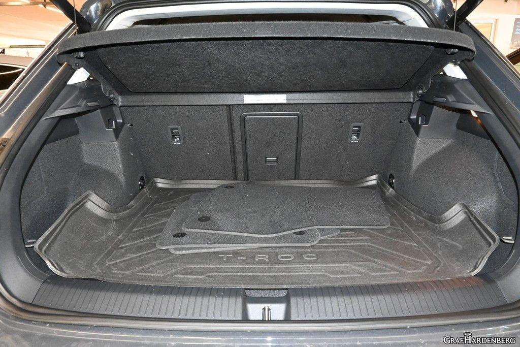 Volkswagen T-Roc 1.5 TSI Automatik United - Samsaru's Car Outlet