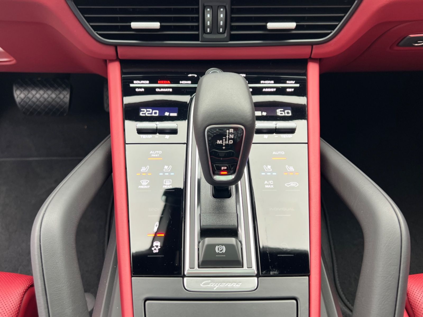 Porsche CAYENNE COUPE PLATINUM EDITION, SPORT CHRONO