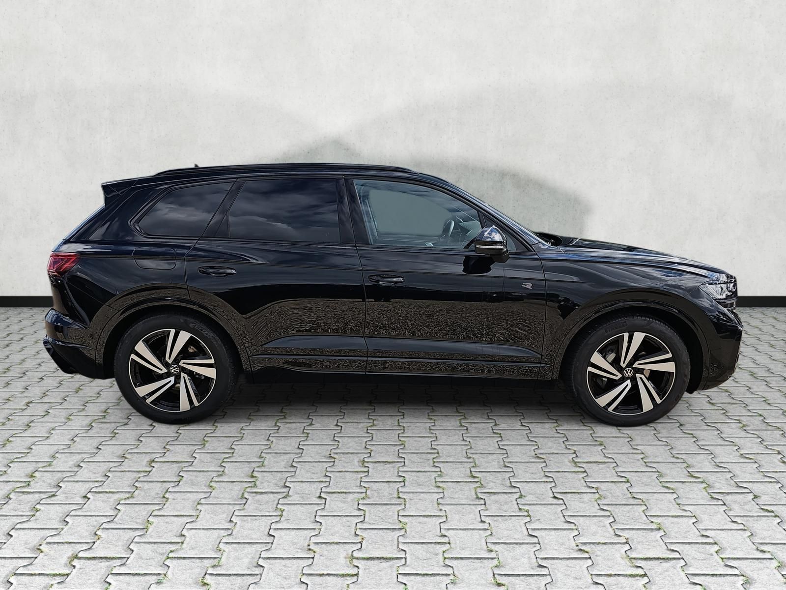 Volkswagen Touareg R-Line 3.0 V6 TDI 4Motion / Pano / 360Gr
