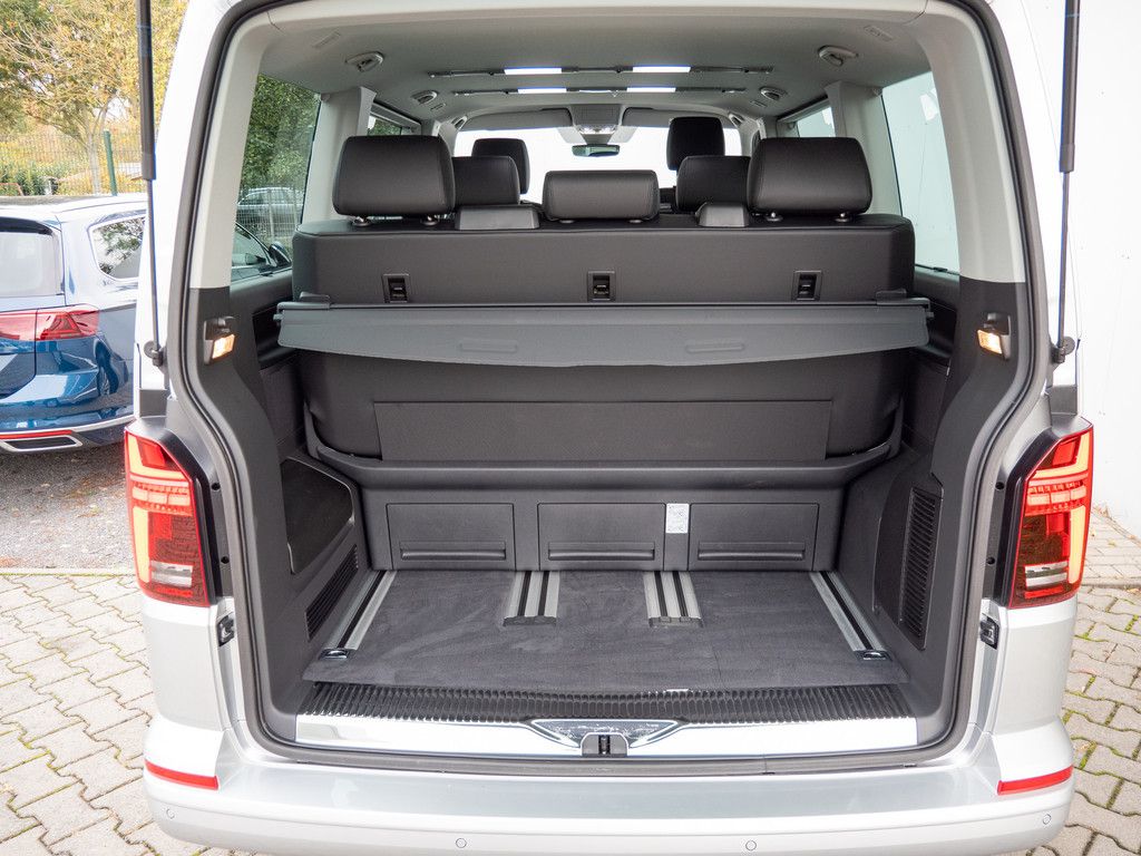 Volkswagen T6.1 Multivan 2.0TDI DSG - Samsaru's Car Outlet