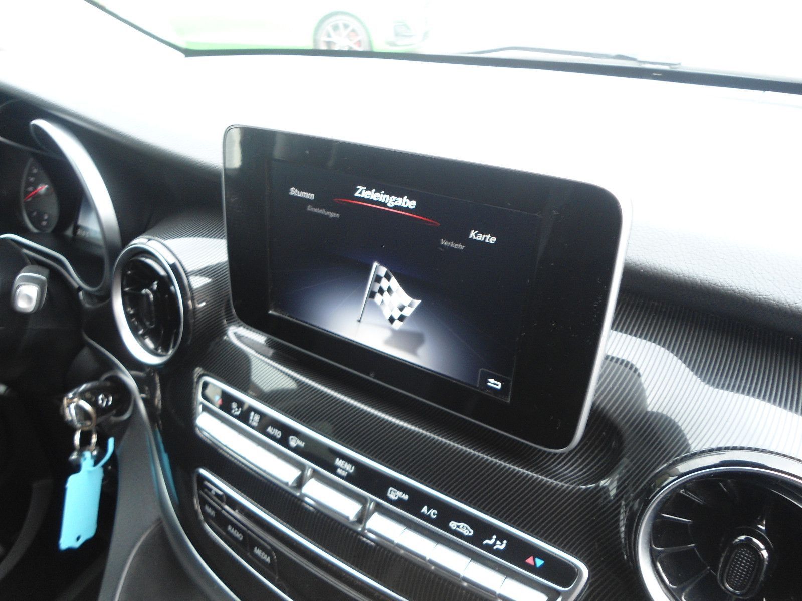 Mercedes-Benz V 300 d LANG Edition AMG - Samsaru's Car Outlet