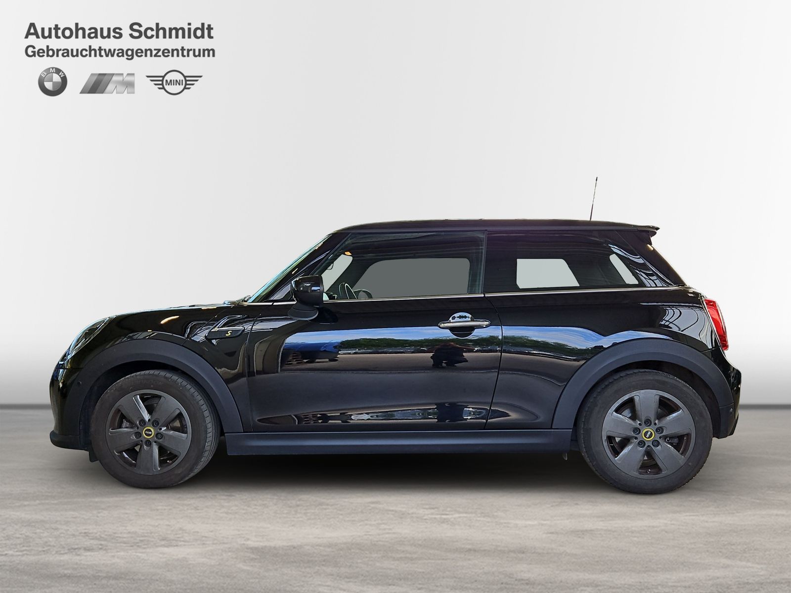 MINI Cooper SE Hatch - Samsaru's Car Outlet