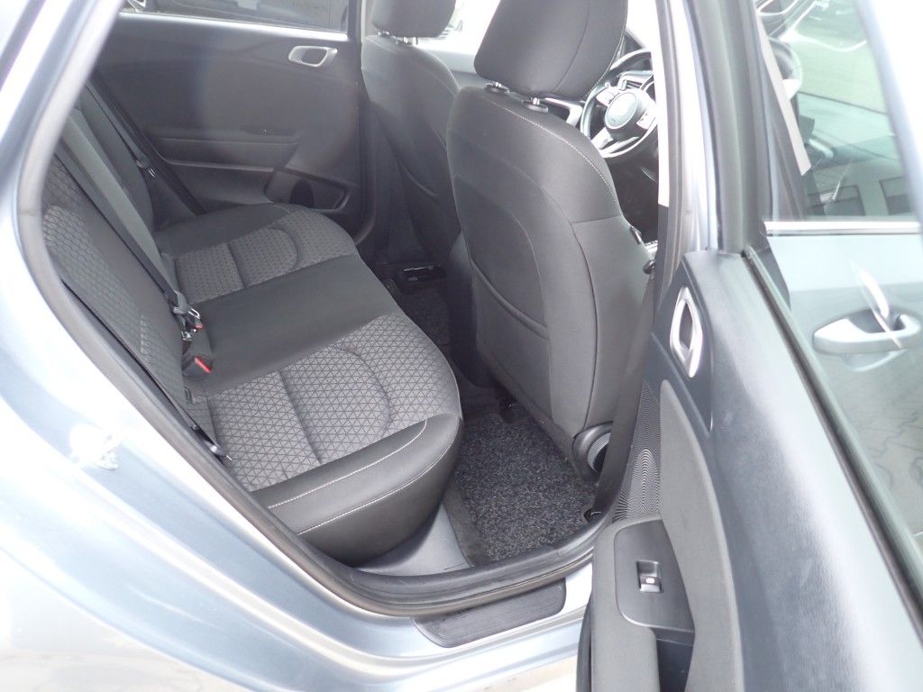 Kia Ceed 1.5 T-GDI DCT - Samsaru's Car Outlet