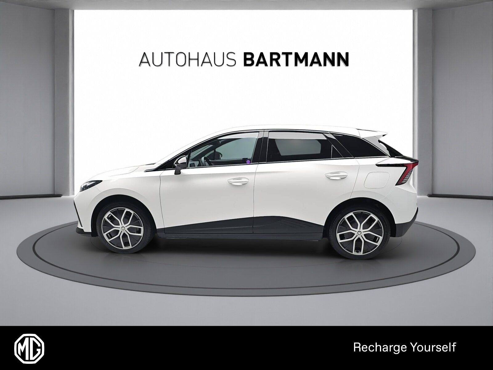 MG4 Luxury MY24 64 kWh ACC/360°/SHZ/LED/u.v.m.