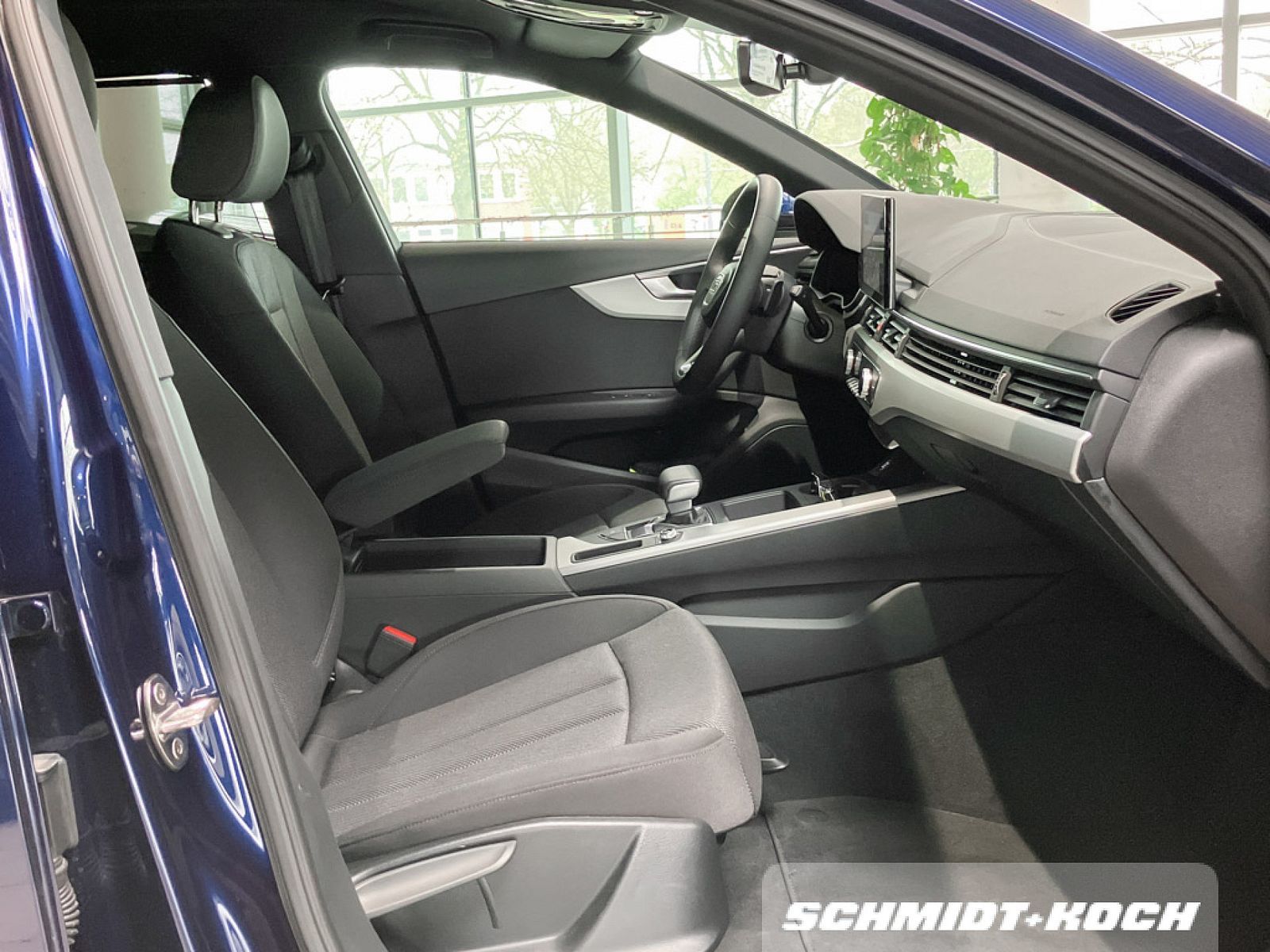 Audi A4 Avant 35 2.0 TDI advanced S tronic - Samsaru's Car Outlet