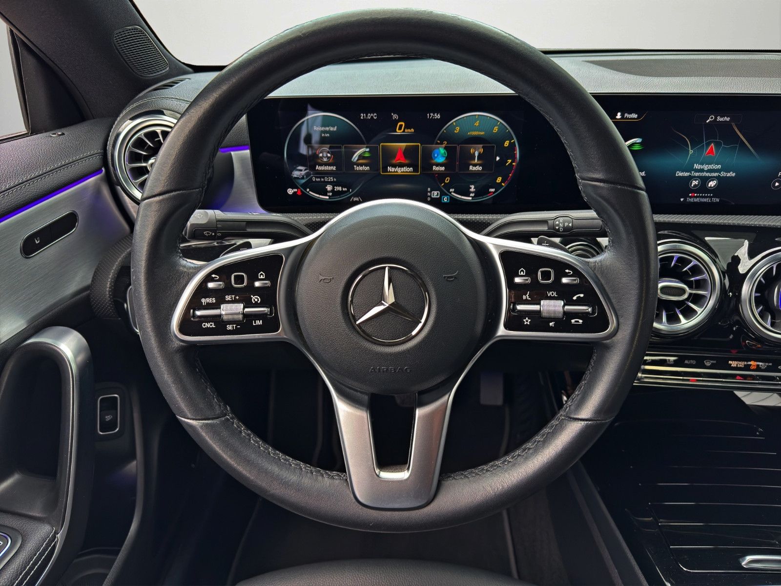 Mercedes-Benz CLA 200 AMG - Samsaru's Car Outlet