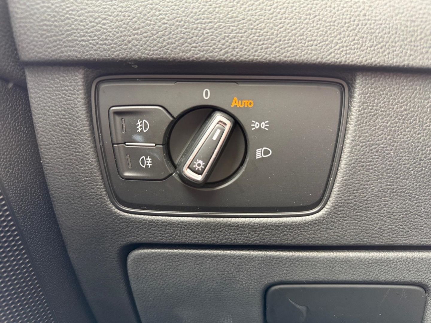 Volkswagen Passat 2.0 TDI DSG - Samsaru's Car Outlet