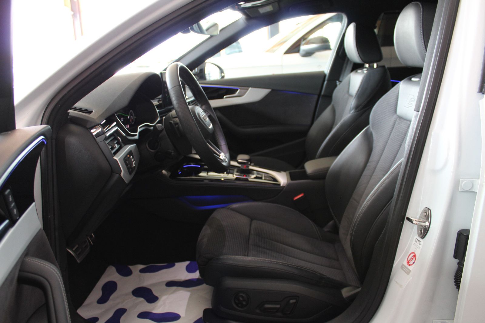 Audi A4 Avant 40 TFSI quattro S line sport