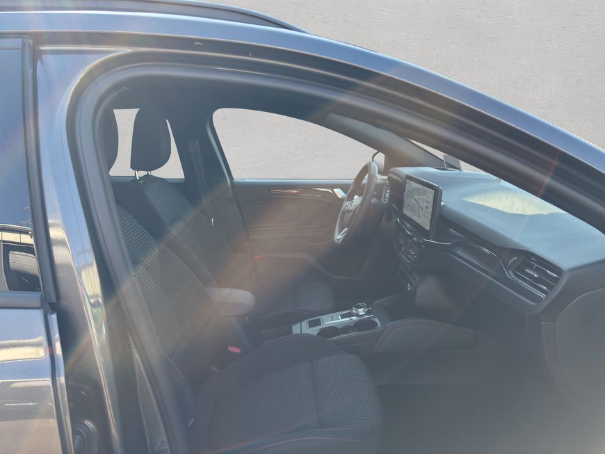 Ford Focus Turnier 1.5 EcoBlue Aut. ST-LINE X +ANHÄNG