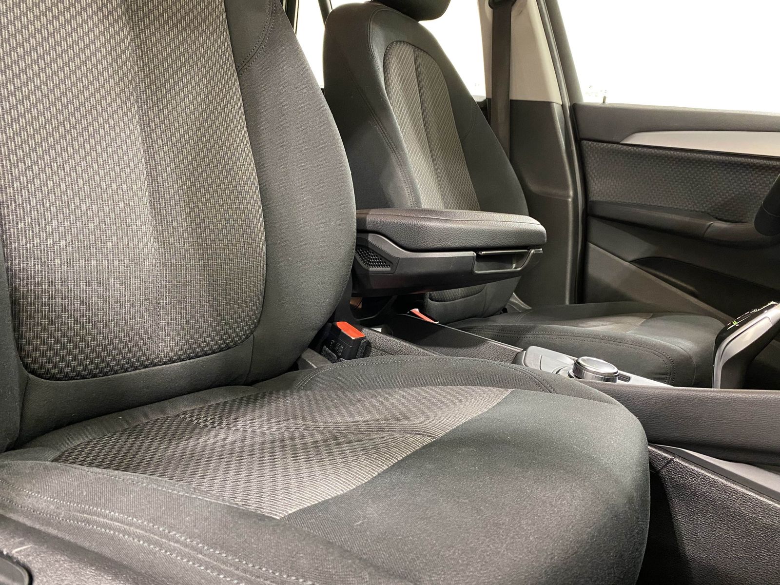 BMW X1 xDrive18d Aut - Samsaru's Car Outlet