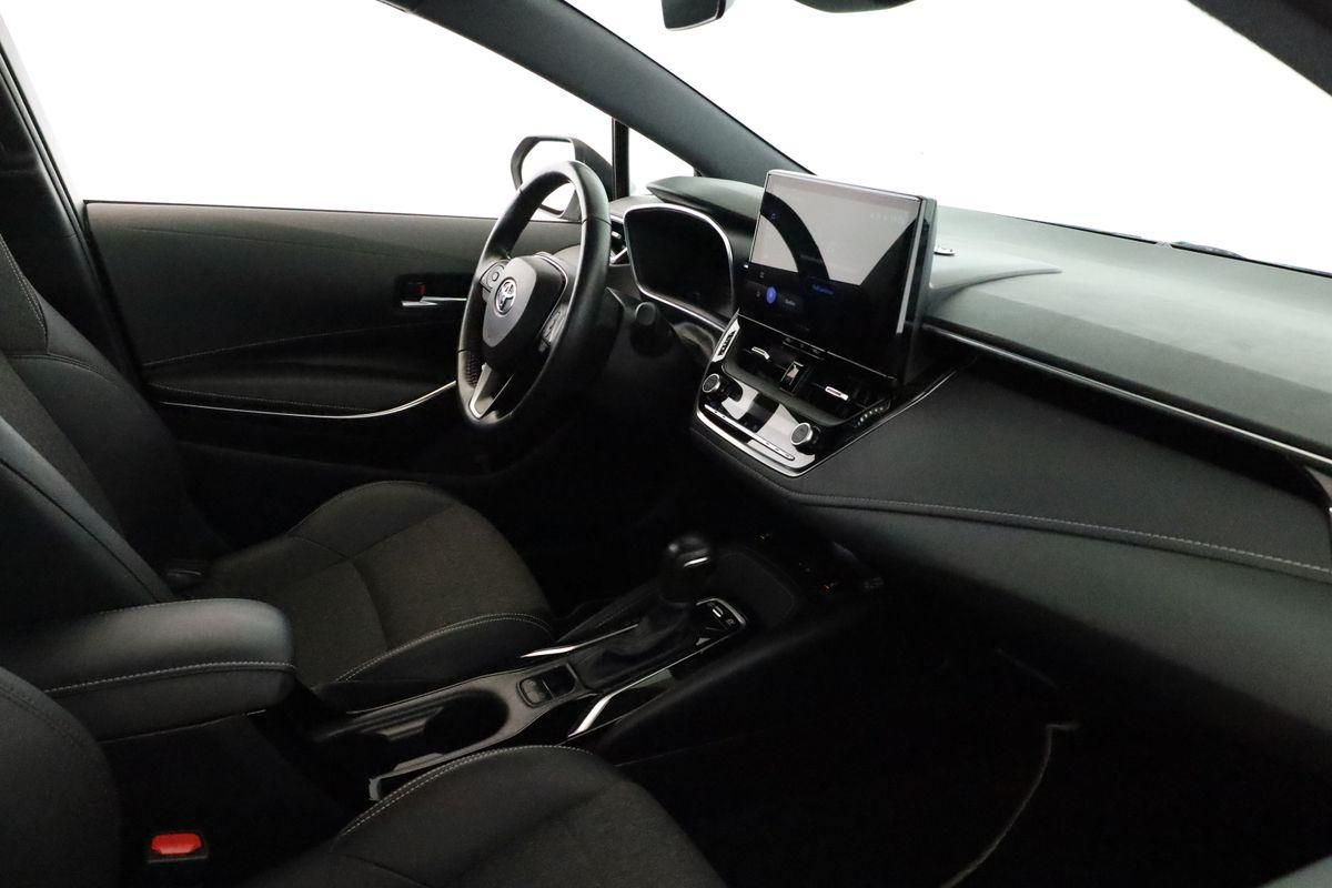 Toyota Corolla Touring Sports 1.8 CVT Team D Navi Kam
