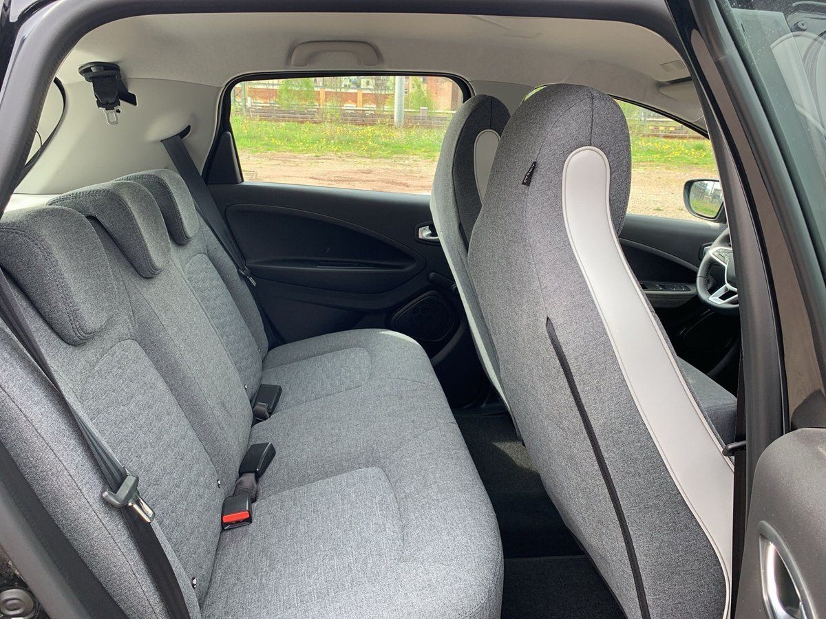 Renault ZOE EXPERIENCE - Samsaru's Car Outlet