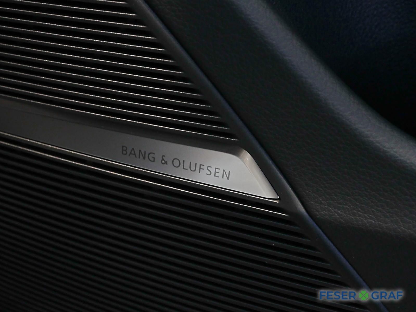Audi Q8 50 TDI quattro S line - Samsaru's Car Outlet