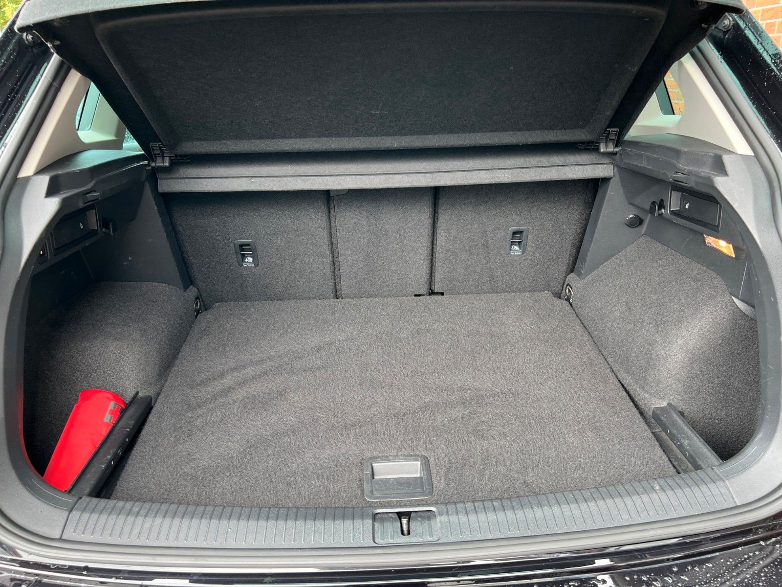 Volkswagen Tiguan Elegance TDi DSG - Samsaru's Car Outlet