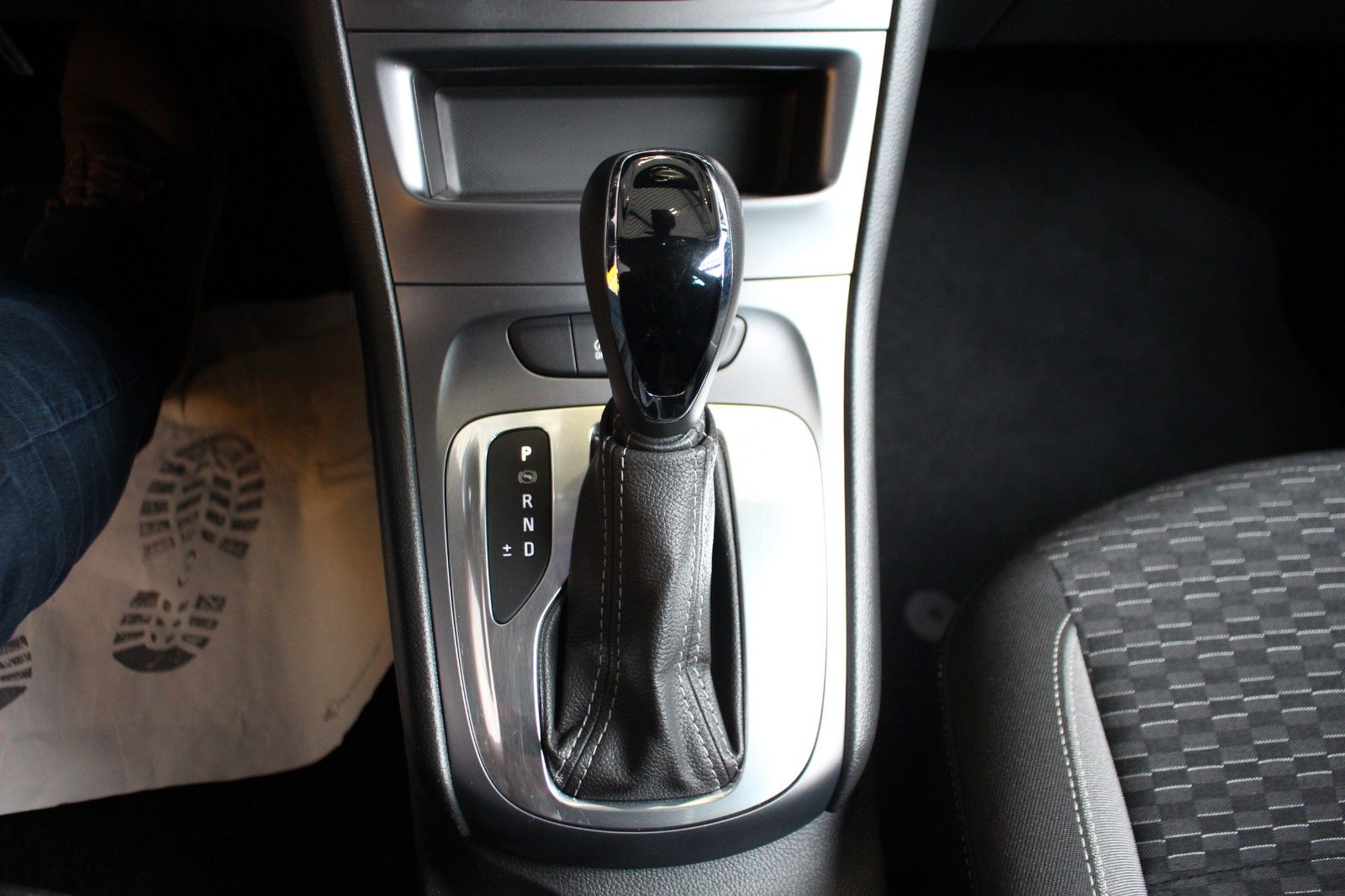 Opel Astra K Sports Tourer Business - Samsaru's Car Outlet