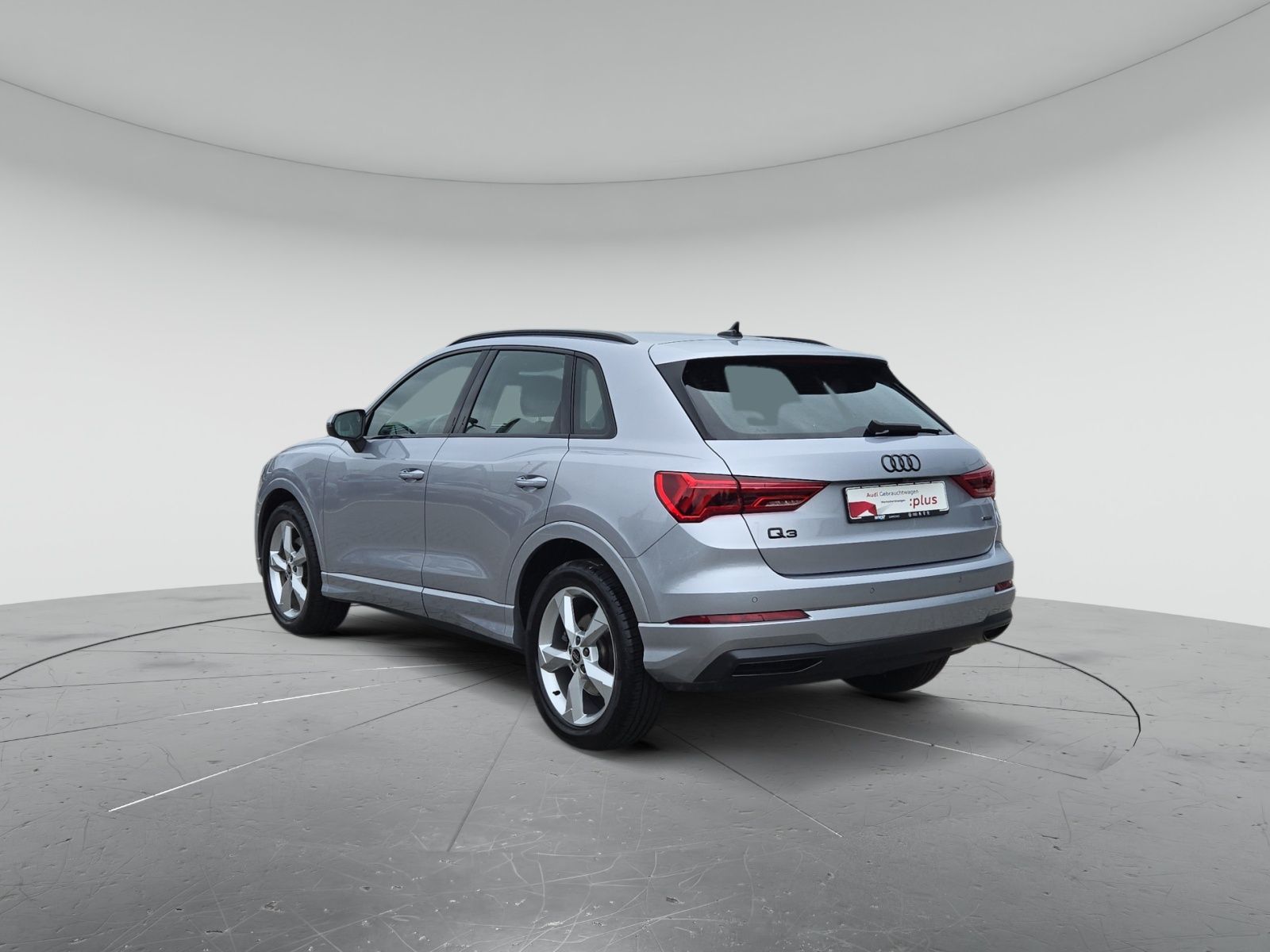 Audi Q3 advanced 40 TFSI quattro S tronic S LINE - Samsaru's Car Outlet