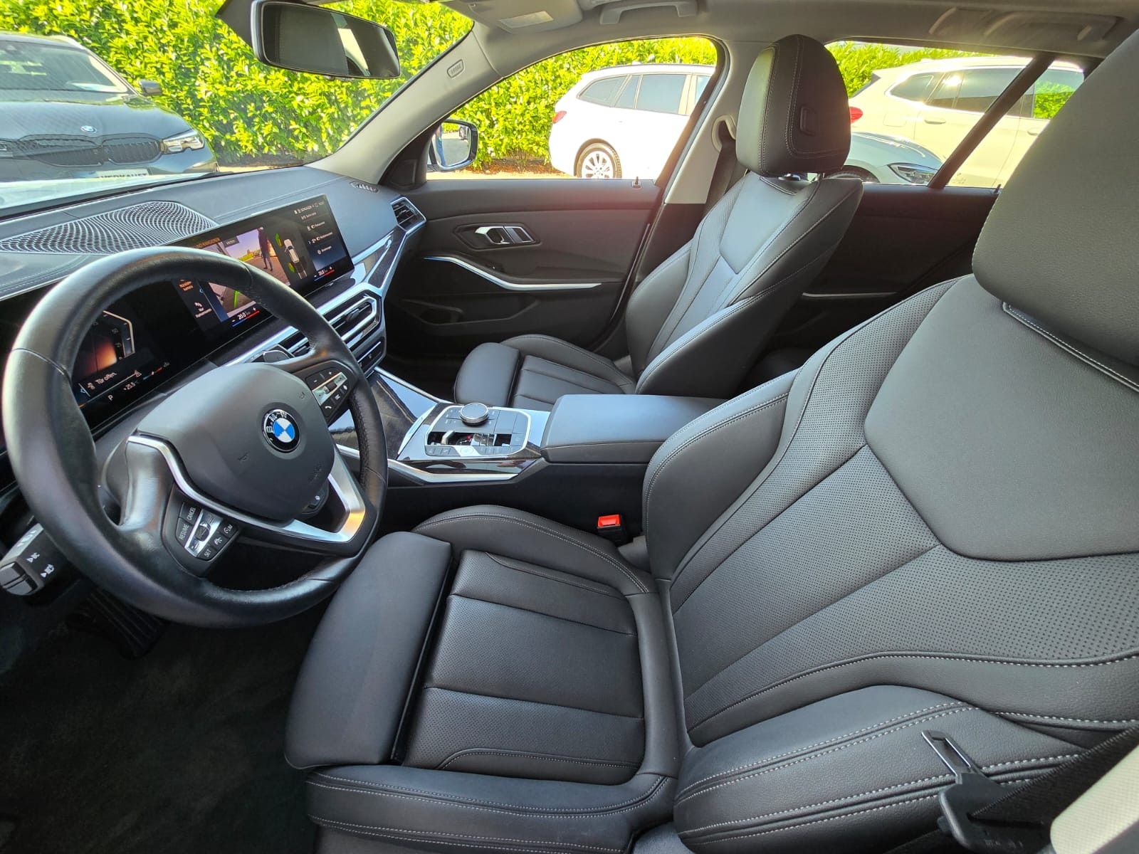 BMW 320d xDrive - Samsaru's Car Outlet
