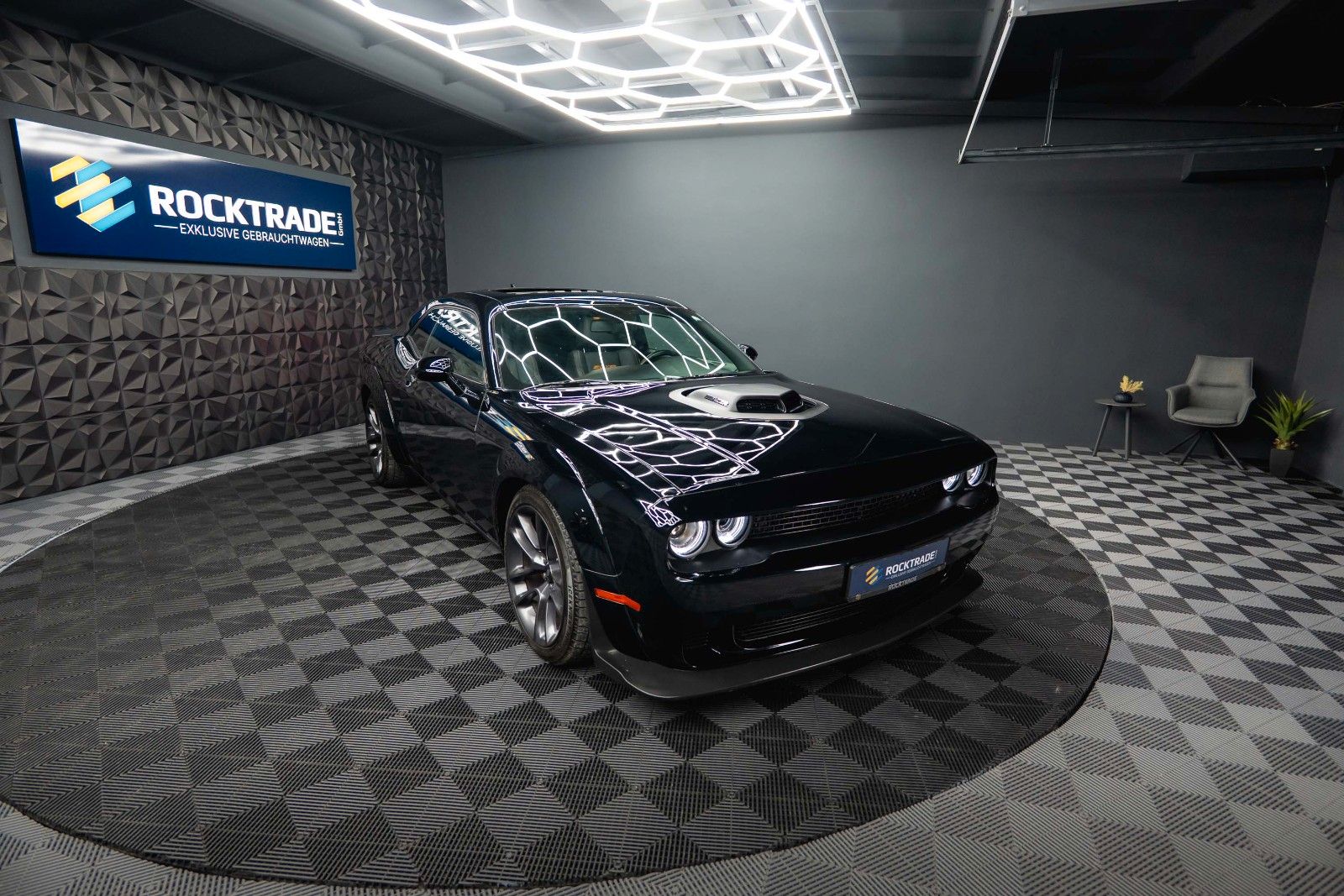 Dodge Challenger 5.7 V8 R/T WIDE BODY SHAKER LAST CALL