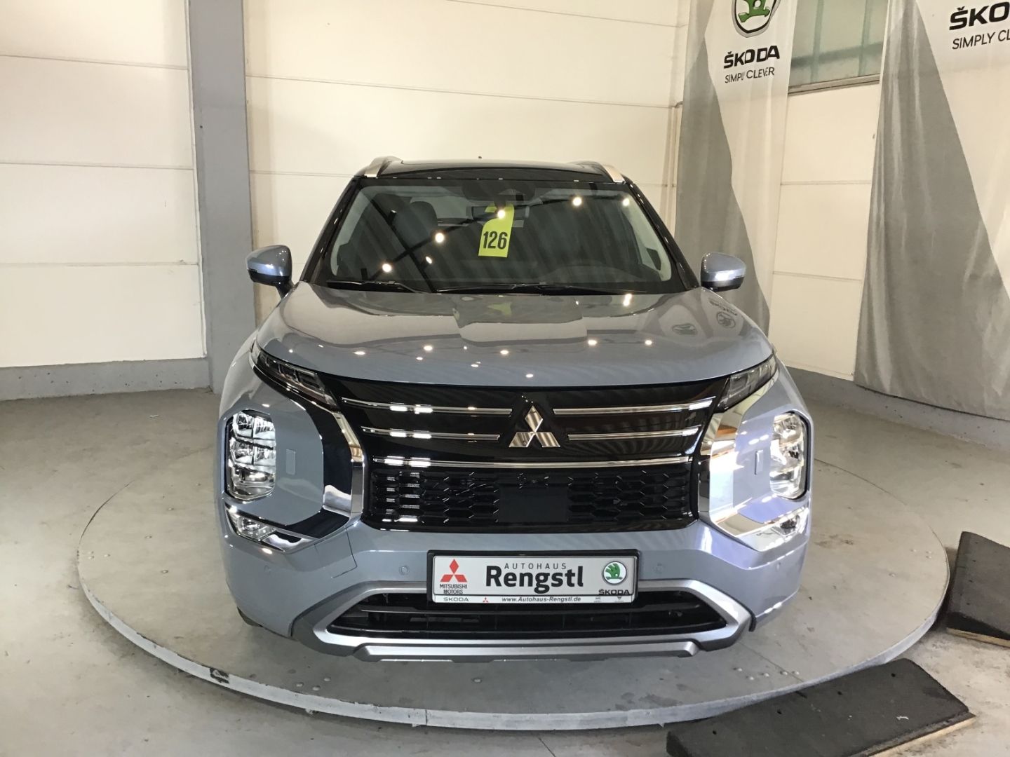 Mitsubishi Outlander TOP PHEV  ACC/Pano/Navi/Leder/360°