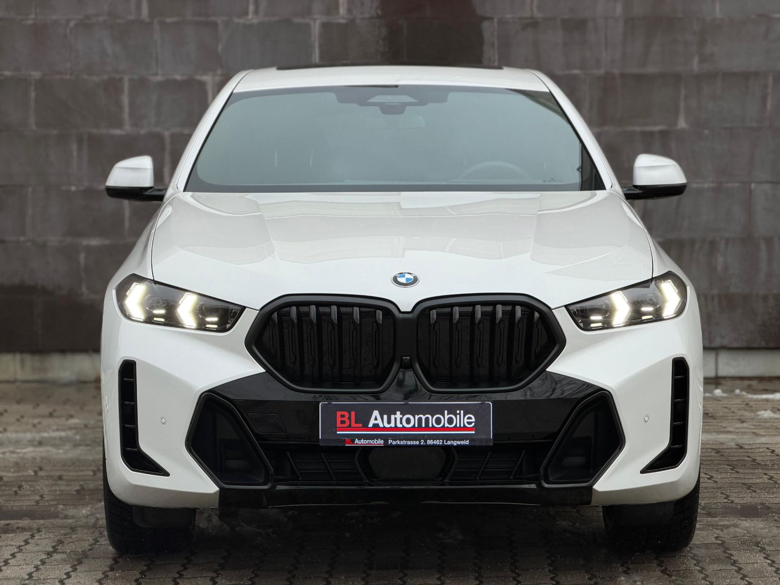 BMW X6 30d M SPORT PRO.LUFTFEDER.SOFTCL.PANO.AHK.22"