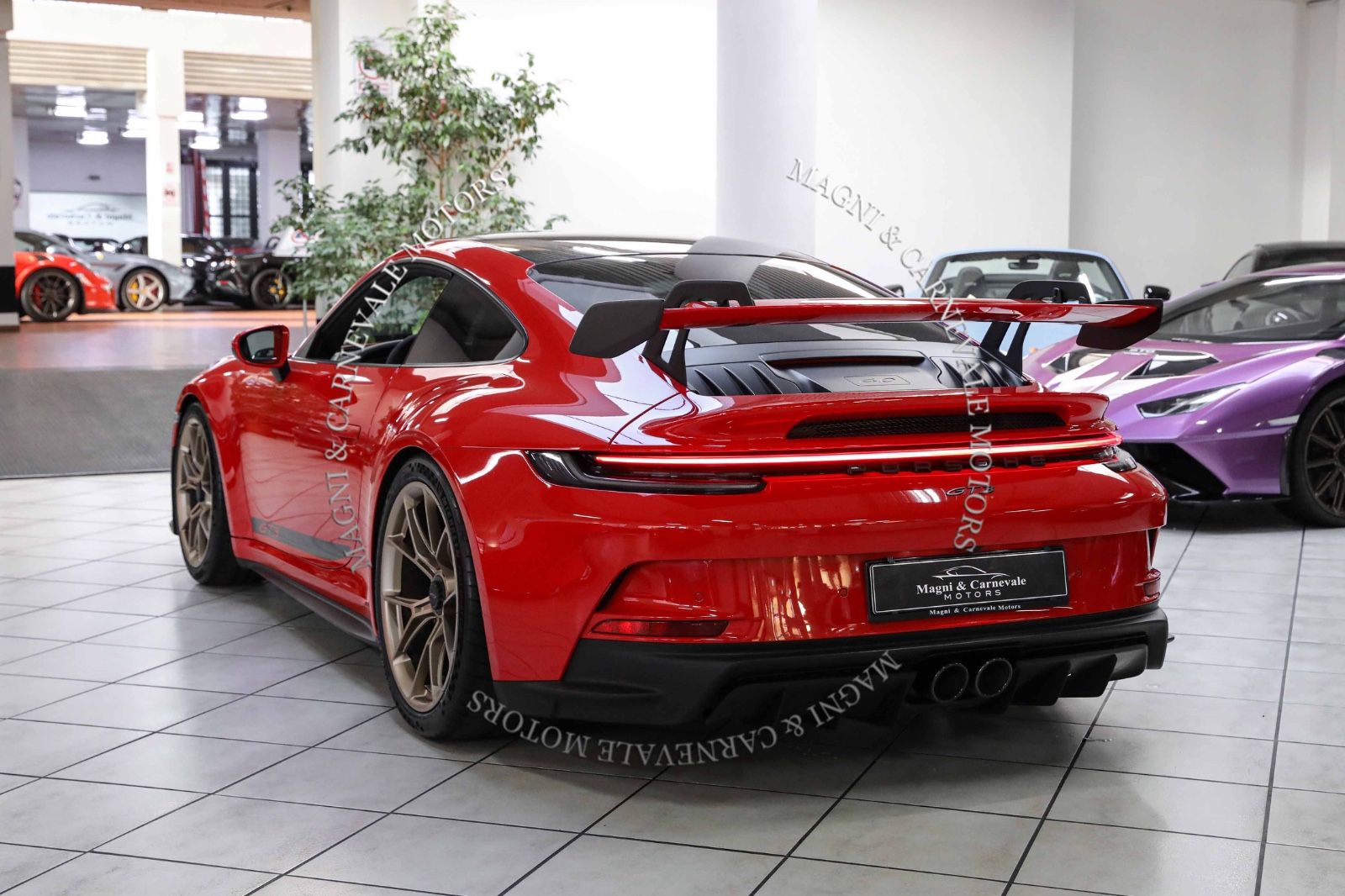 Porsche 992 GT3 - Samsaru's Car Outlet