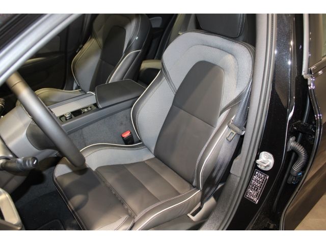 Volvo S60 B4 Benzin Plus Dark Panoramadach Blis Fronts