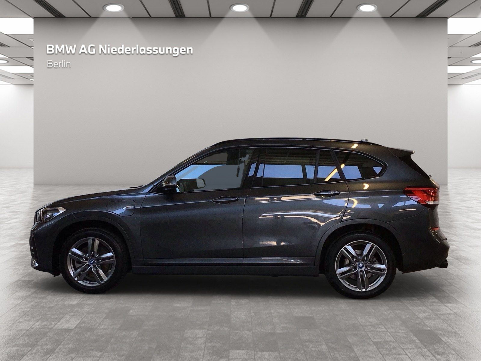 BMW X1 xDrive25e M Sport - Samsaru's Car Outlet