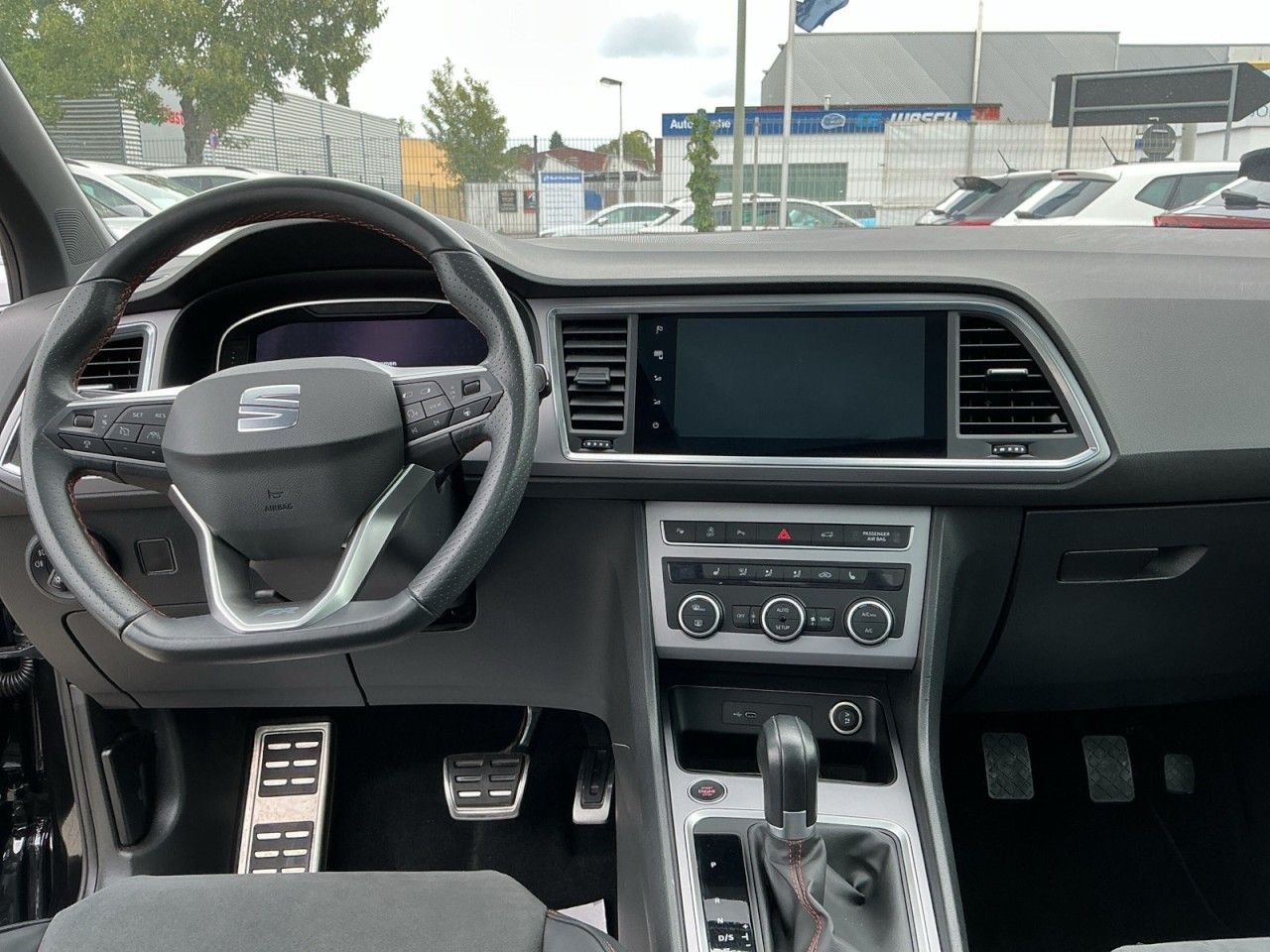 Seat Ateca FR DSG 1.5 TSI+AHK+Pano+XL+E-Sitz Klima