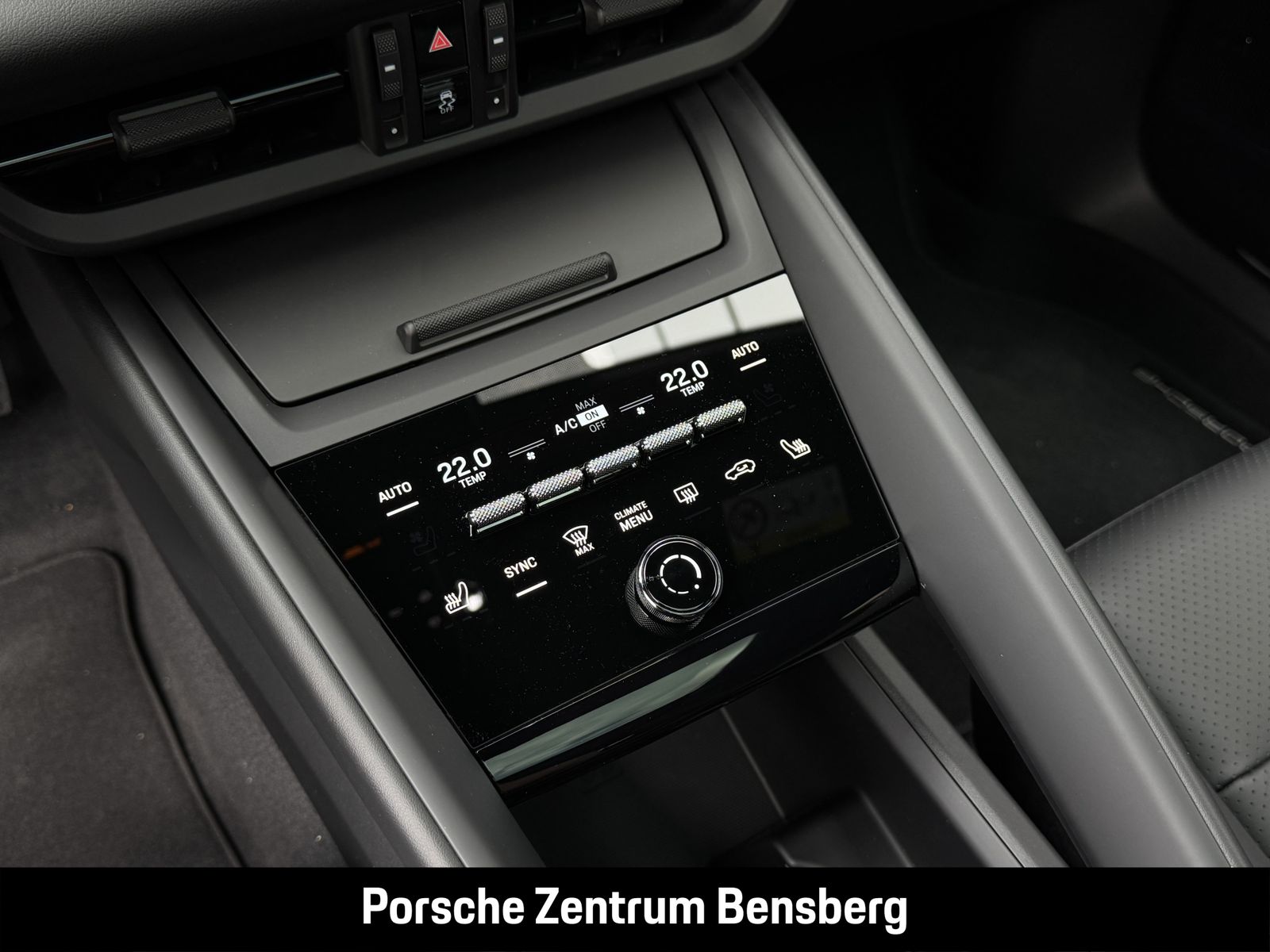 Porsche Macan Electric 4